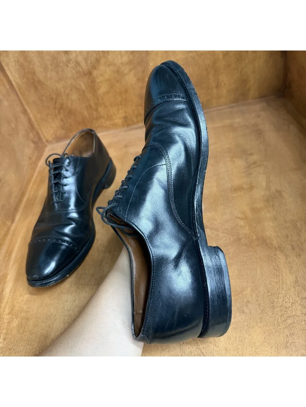 Allen Edmonds Fifth Avenue Cap Toe Oxford Dress Shoes Mens 11.5 B Black Leather